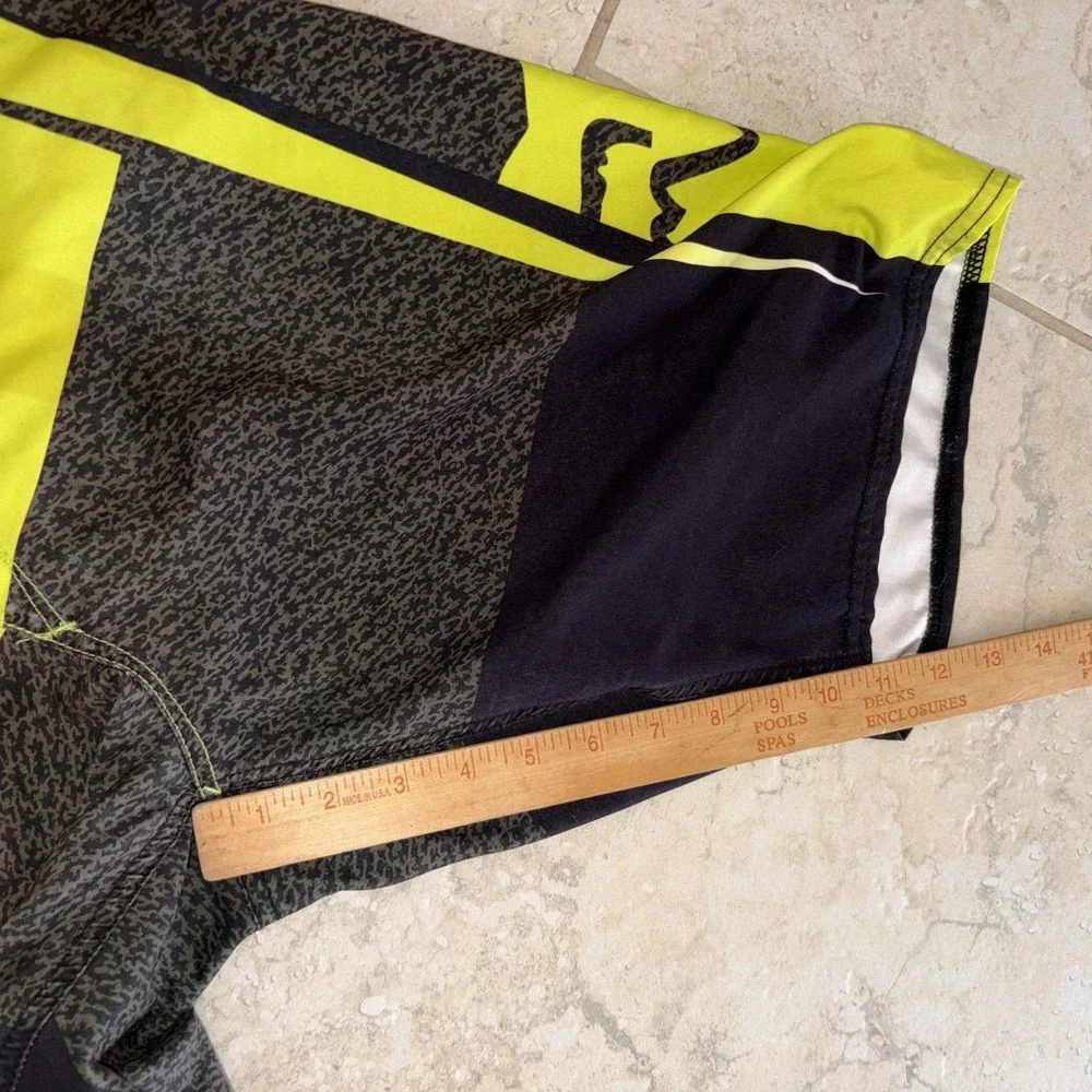 Fox Racing Men's Board Shorts Swim Trunks Size 32 Neon Yellow Grey MX SX Racing